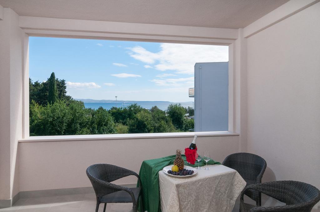 Luxury Rooms Near The Beach1 スプリト エクステリア 写真